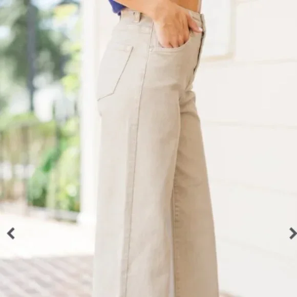 Divided H&M Cream Wide Leg Jeans | High Waist Neutral Denim | Women’s 8 (Fits 6) - Picture 1 of 12